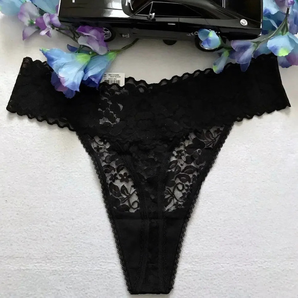 Inc International Concepts NWT 2 Lace Thongs Bundle Women 2X - Picture 7 of 11